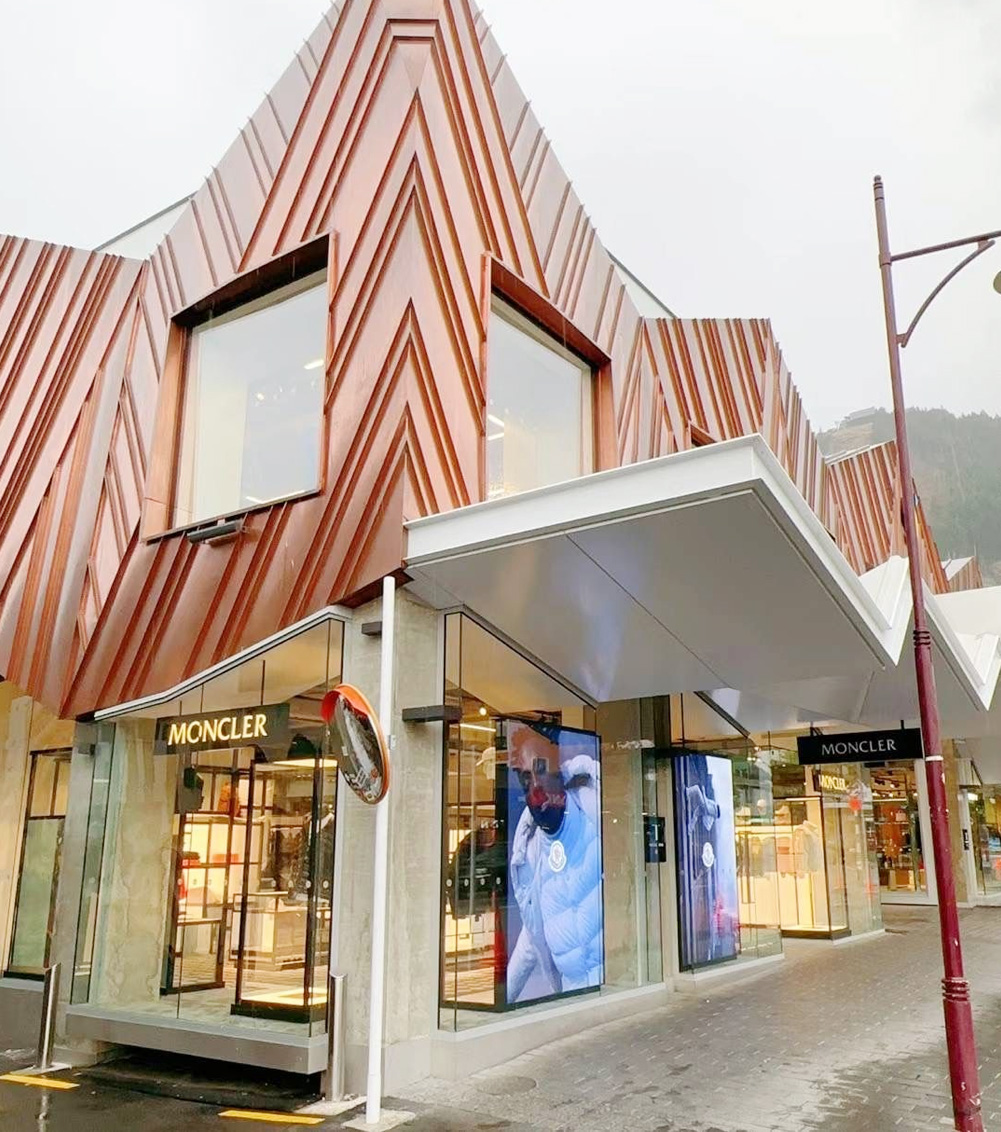 Moncler fit out - M8 Commercial Fitout